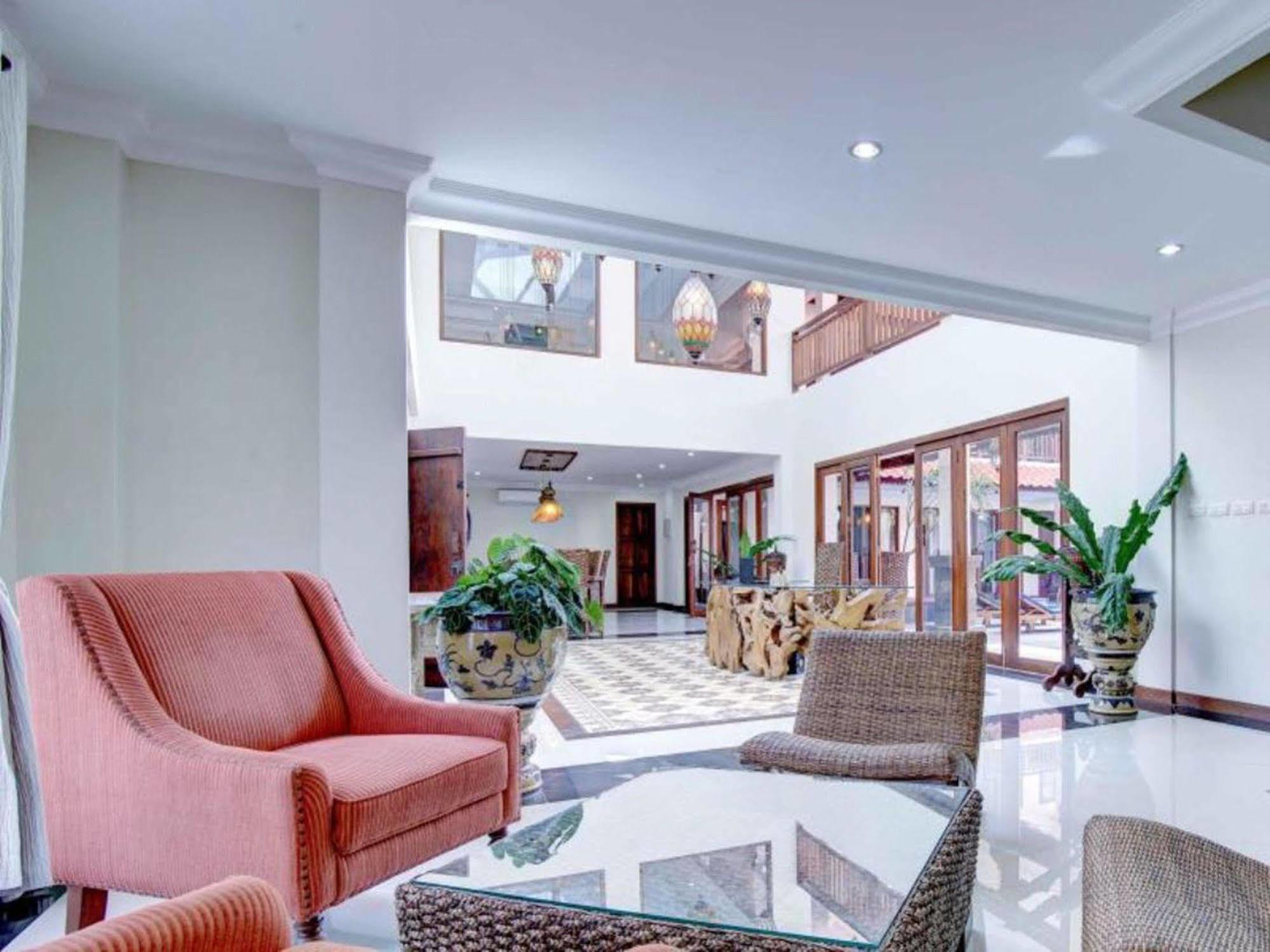 ג'ימבאראן Hastinapura Residence מראה חיצוני תמונה